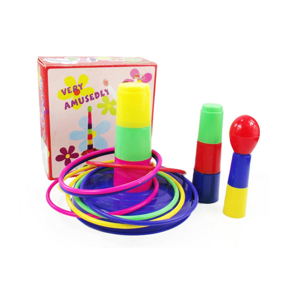 Interaktives Stapelbecher-Ringwurfspiel für Kinder